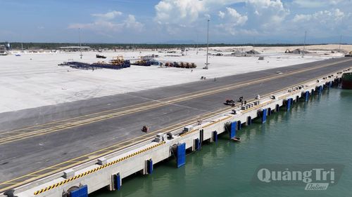 Dự án đầu tư xây dựng Khu bến cảng Mỹ Thủy có tổng vốn đầu tư 15.000 tỉ đồng - Ảnh: Q.V