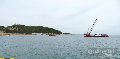 Đến nay các dự án đầu tư xây dựng hạ tầng kỹ thuật trong Khu Kinh tế Hòn La được triển khai bảo đảm mục tiêu, quy mô, chất lượng, kỹ thuật và tiến độ - Ảnh: Q.V