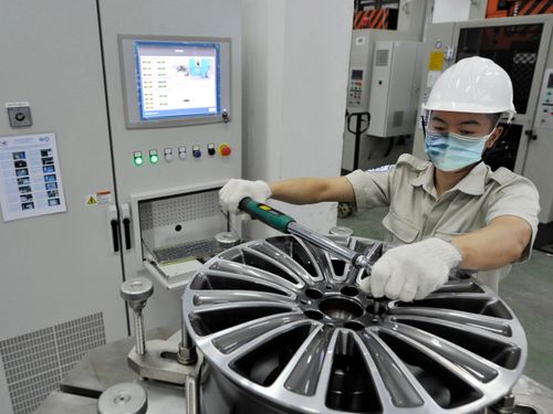 Từ 1/9, dịch vụ thử nghiệm chất lượng an toàn kỹ thuật và bảo vệ môi trường đối với xe cơ giới, xe máy chuyên dùng và phụ tùng xe cơ giới tại Trung tâm Thử nghiệm xe cơ giới sẽ có mức giá mới.