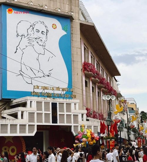 Theo các tổ chức quốc tế, từ một nền kinh tế tương đối đóng cửa, Việt Nam đã trở thành một trong những nền kinh tế có độ mở cao nhất thế giới. Ảnh: Hồng Nhung