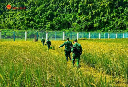 Dấu chân các chiến sĩ áo xanh trên khắp các nẻo đường