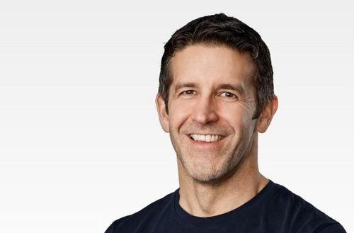 Tân CEO Apple, ông John Ternus. Ảnh: Apple