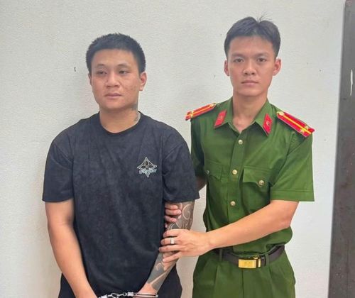 Đối tượng liên quan đến ma tuý bị Công an xã tại Nghệ An bắt giữ.