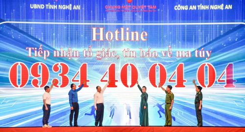 Lãnh đạo tỉnh Nghệ An công khai số điện thoại đường dây nóng để tiếp nhận thông tin liên quan đến ma tuý.
