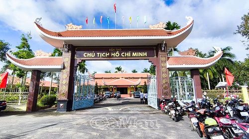 Năm 1998, Đền thờ Chủ tịch Hồ Chí Minh, ấp Bà Chăng, xã Châu Thới, được Bộ Văn hoá - Thông tin xếp hạng là Di tích lịch sử cấp Quốc gia.