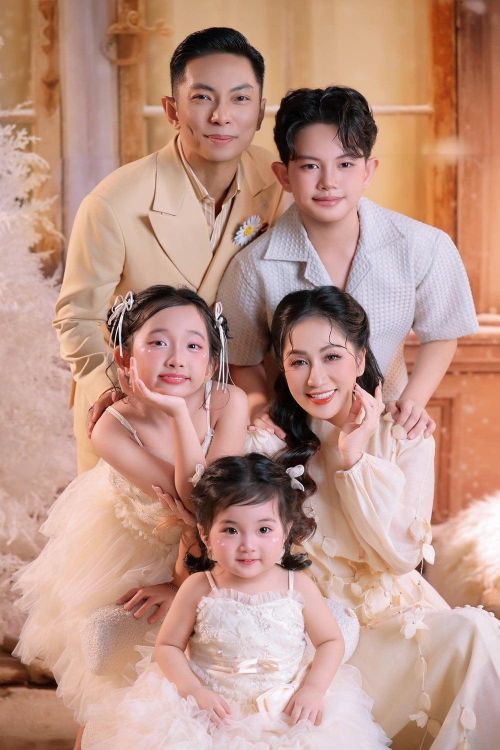 Tổ ấm của Khánh Thi - Phan Hiển.