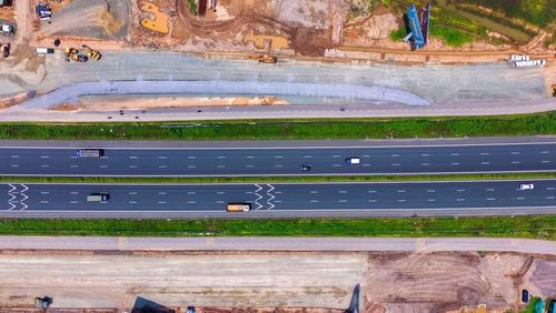 Dự án đường Vành đai 4 - Vùng Thủ đô có 8 nút giao liên thông được xây dựng trong giai đoạn 1, bao gồm: Nút giao cao tốc Nội Bài - Lào Cai; nút giao đường trục Mê Linh; Đại lộ Thăng Long; Quốc lộ 6; nút giao cao tốc Hà Nội - Hải Phòng; Quốc lộ 38; nút giao với cao tốc Nội Bài - Hạ Long, trong đó nút giao Pháp Vân - Cầu Giẽ là một trong những nút giao lớn và phức tạp nhất của toàn bộ dự án