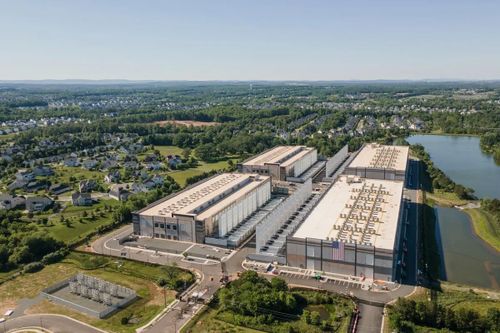  Một trung tâm dữ liệu ở Virginia, Mỹ. Ảnh: Bloomberg.