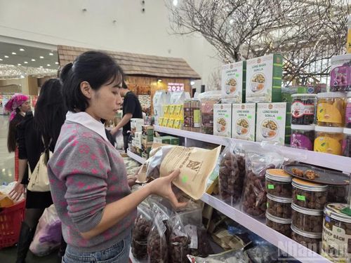 Trong quá trình đưa sản phẩm từ bản làng vào hệ thống phân phối, dữ liệu ngày càng trở thành một phần của giá trị.