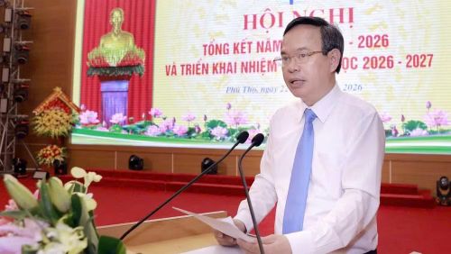 Giám đốc Sở Giáo dục-Đào tạo Trịnh Thế Truyền phát biểu chỉ đạo tại hội nghị tổng kết ngành.