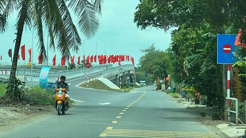 Cầu Kênh Xáng Dọc được khánh thành và đưa vào sử dụng. ẢNH: THANH HIỀN