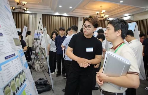 Sinh viên Trường Đại học Công nghệ (Đại học Quốc gia Hà Nội) tại Hội nghị Sinh viên nghiên cứu khoa học cấp trường năm 2026. Ảnh: Website nhà trường