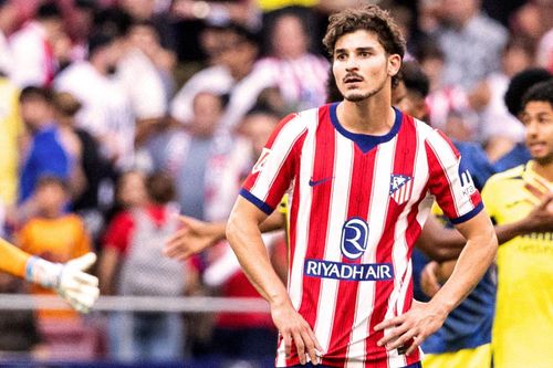 Trong trận Villarreal, Alvarez hứng chịu nhiều la ó. Ảnh: Diario AS