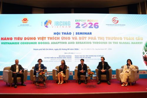 Các đại biểu tham gia đóng góp giải pháp cho việc đưa hàng Việt bứt phá thị trường toàn cầu.