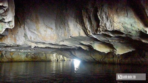 Trao đổi với phóng viên, đại diện Sở Văn hóa, Thể thao và Du lịch Thanh Hóa cho biết, Kim Sơn là một trong những danh thắng đang được ngành phối hợp với các địa phương tập trung hoàn thiện, thu hút đầu tư, triển khai các quy hoạch bảo tồn di tích, danh lam thắng cảnh gắn với phát huy giá trị di sản và phát triển du lịch.