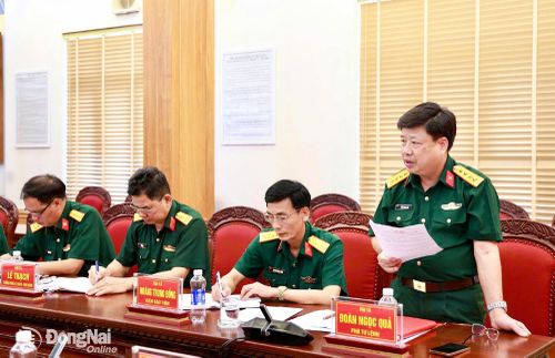 Các đại biểu thảo luận, đề xuất giải pháp thực hiện nhiệm vụ tháng 9 năm 2026.