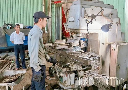 Được cấp ủy, chính quyền địa phương hỗ trợ, Doanh nghiệp cơ khí và thương mại An Hương (xã Đoan Hùng) nâng cao năng lực sản xuất, đảm bảo việc làm cho nhiều lao động.