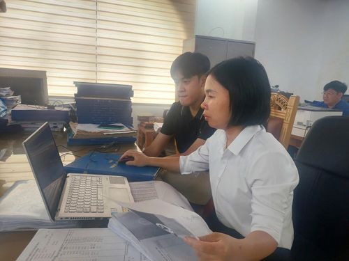 Xã Tam Dương thành lập các tổ hỗ trợ cộng đồng tại 48 thôn, đồng thời thống nhất với Chi nhánh văn phòng đăng ký đất đai Tam Dương về một bộ dữ liệu dùng chung để cập nhật, chuẩn hóa.