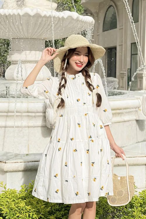 Váy babydoll phù hợp với những cô nàng yêu thích vẻ ngoài đáng yêu và năng động