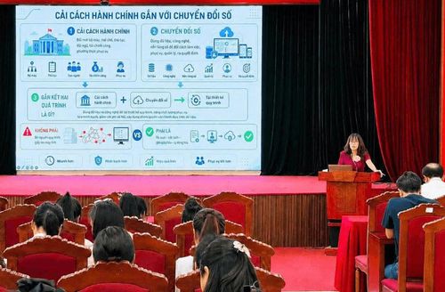 Xã Vĩnh Thanh đẩy mạnh cải cách hành chính gắn với chuyển đổi số. Ảnh: Vĩnh Thanh