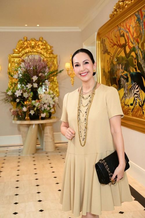 Theo thời gian, Diễm My 6X không còn xuất hiện dày đặc trên màn ảnh như trước. Tuy nhiên, mỗi lần xuất hiện tại các sự kiện hay chia sẻ hình ảnh đời thường, chị vẫn nhận được sự quan tâm của công chúng