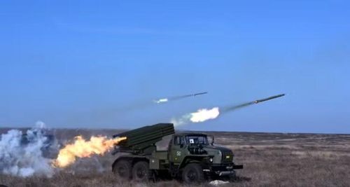 Tuy nhiên, Tổng thống Nga cho rằng, những động thái gần đây của Ukraine đang làm phức tạp triển vọng đàm phán song phương.