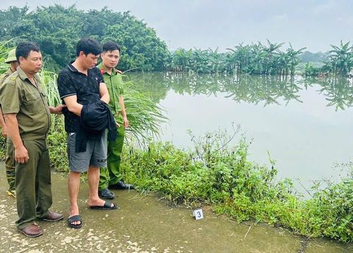 Đối tượng Nguyễn Quý Sơn tại hiện trường một vụ gây án. Ảnh: Công an Thanh Hóa