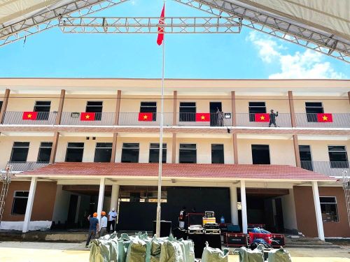 Công tác chuẩn bị cho lễ khai giảng năm học mới vào ngày 5.9