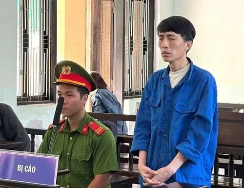 Bị cáo Nguyễn Đình Đăng Khoa tại phiên toà. Ảnh: Thái Sơn