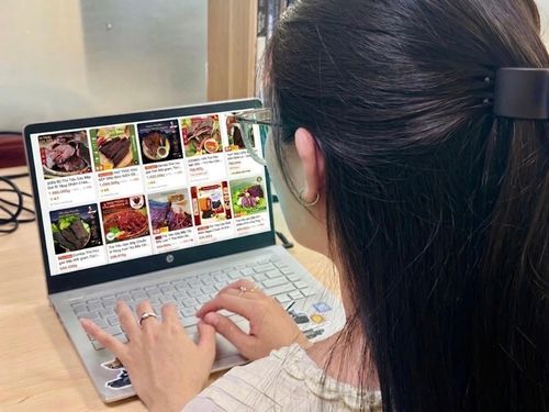 Người tiêu dùng chi 117,4 tỷ đồng để mua thịt trâu gác bếp trong vòng hơn 1 năm rưỡi. Ảnh: Thu Hà