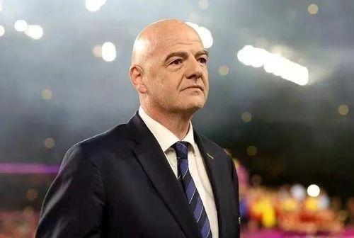 FIFA kiện UEFA bôi nhọ Gianni Infantino.