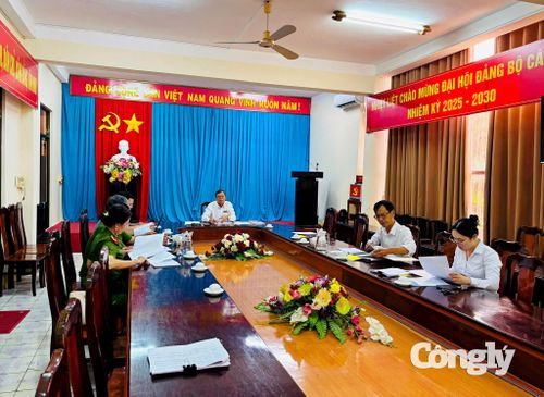 Hội đồng TAND tỉnh An Giang họp xét giảm thời gian chấp hành án phạt tù cho phạm nhân