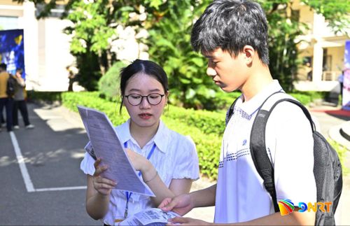 Các trường đổi mới trong đào tạo để thu hút sinh viên theo học. Ảnh: NHẬT HẠ