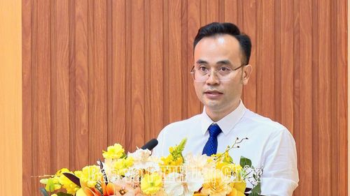 Đồng chí Ngô Sỹ Thiện - Phó Giám đốc Sở Xây dựng phát biểu nhận nhiệm vụ.