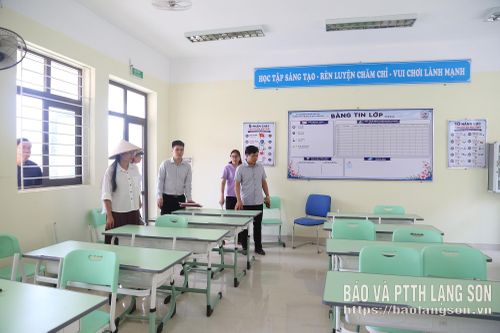 Lớp học khang trang được đưa vào sử sụng đúng dịp năm học mới tại Trường Phổ thông nội trú Tiểu học và THCS Mẫu Sơn