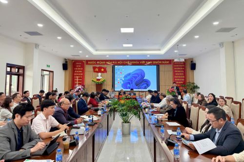 Quang cảnh hội thảo