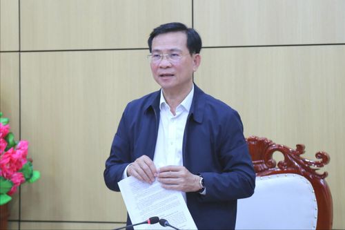 Ủy viên Ban Chấp hành Trung ương Đảng, Phó Bí thư Tỉnh ủy, Chủ tịch UBND tỉnh Lâm Đồng Hồ Văn Mười yêu cầu các sở, ngành, địa phương liên quan rà soát, tính toán thật kỹ để có hướng giải quyết thỏa đáng cho công dân