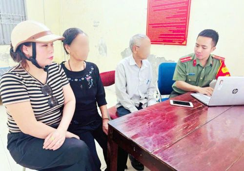 Nhờ sự cảnh giác và xử lý kịp thời của chị Sen, gia đình ông T. đã tránh được nguy cơ bị lừa đảo chiếm đoạt tài sản (Ảnh: Công an Hà Tĩnh)