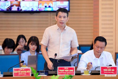 Giám đốc Sở Văn hóa, Thể thao và Du lịch thành phố Phạm Tuấn Long phát biểu. Ảnh: Viết Thành