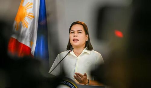 Tòa án khu vực thành phố Quezon của Philippines hôm nay ban hành lệnh bắt Phó tổng thống Sara Duterte với cáo buộc công khai đe dọa ám sát Tổng thống Ferdinand Marcos Jr., phu nhân Tổng thống và ông Martin Romualdez, cựu Chủ tịch Hạ viện.
