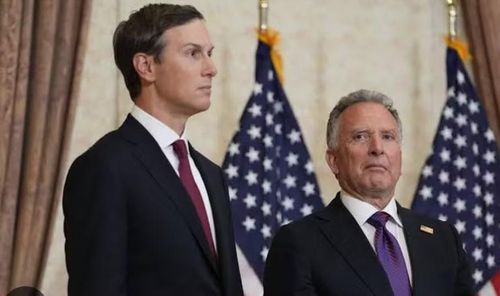 Kể từ khi trở lại Nhà Trắng vào năm ngoái, ông Trump đã nỗ lực thúc đẩy một thỏa thuận hòa bình giữa Nga và Ukraine. Tuy nhiên, tiến trình đàm phán rơi vào bế tắc do Kiev từ chối nhượng bộ một số vấn đề then chốt.