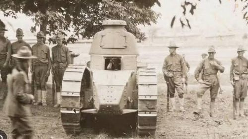 Với công suất khiêm tốn như vậy, M1917 không phải một chiếc xe tăng nhanh. Tốc độ tối đa trên đường chỉ khoảng 8 km/h.