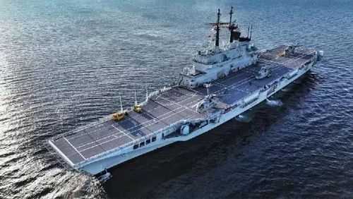 Lễ đổi cờ chính thức và biên chế con tàu vào thành phần tác chiến của Hải quân Indonesia dự kiến diễn ra vào ngày 25/9/2026. Tổng thống Prabowo Subianto cho biết sẽ tham dự sự kiện đặc biệt này.