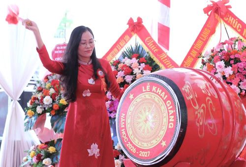 Tiếng trống trường đã vang lên