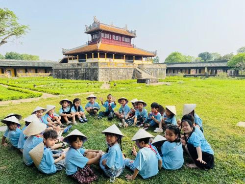 Một giờ học trải nghiệm của trẻ Trường Mầm non Hoa Nắng (thành phố Huế).