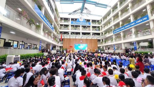 Lễ khai giảng năm học 2026-2027 tại Trường trung học cơ sở Giảng Võ. (Ảnh: LONG THÀNH)