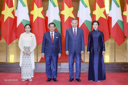Trải qua những thăng trầm lịch sử, quan hệ giữa Việt Nam và Myanmar luôn gắn bó, thủy chung và ngày càng phát triển mạnh mẽ, sâu sắc, thực chất. Năm 2017, Việt Nam và Myanmar nâng cấp quan hệ lên Đối tác hợp tác toàn diện.