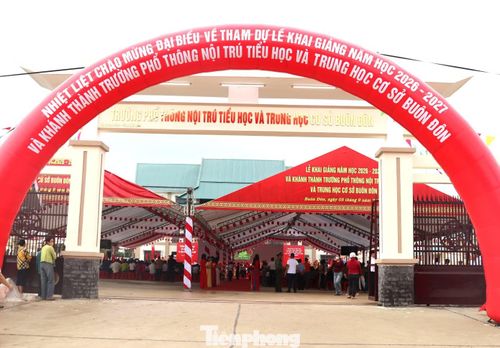  Trường phổ thông nội trú tiểu học và THCS Buôn Đôn. 