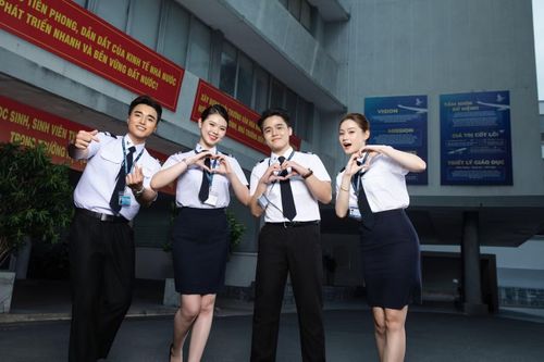 Sinh viên được trải nghiệm thực hành ngay từ đầu năm.