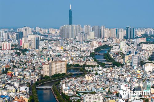 Kênh Nhiêu Lộc - Thị Nghè nhìn từ trên cao. Ảnh: Nguyễn Huế